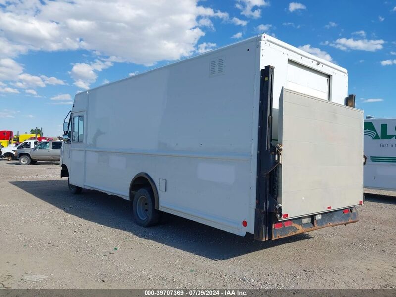 2013 FORD E-450 STRIPPED   Gasoline 1FC4E4KL5DDB30341 photo #4