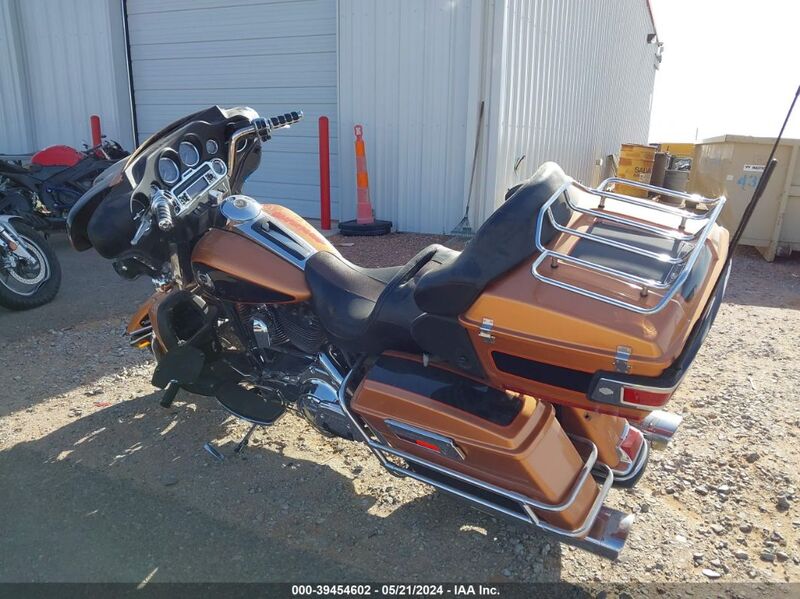 2008 HARLEY-DAVIDSON FLHTCUI 105TH ANNIVERSARY EDITION Orange  Other 1HD1FC4418Y657337 photo #4