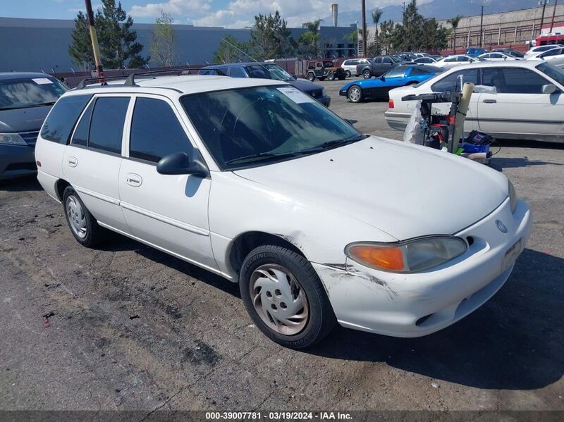 1998 MERCURY TRACER LS White  Gasoline 3MEFM15P0WR601958 photo #1