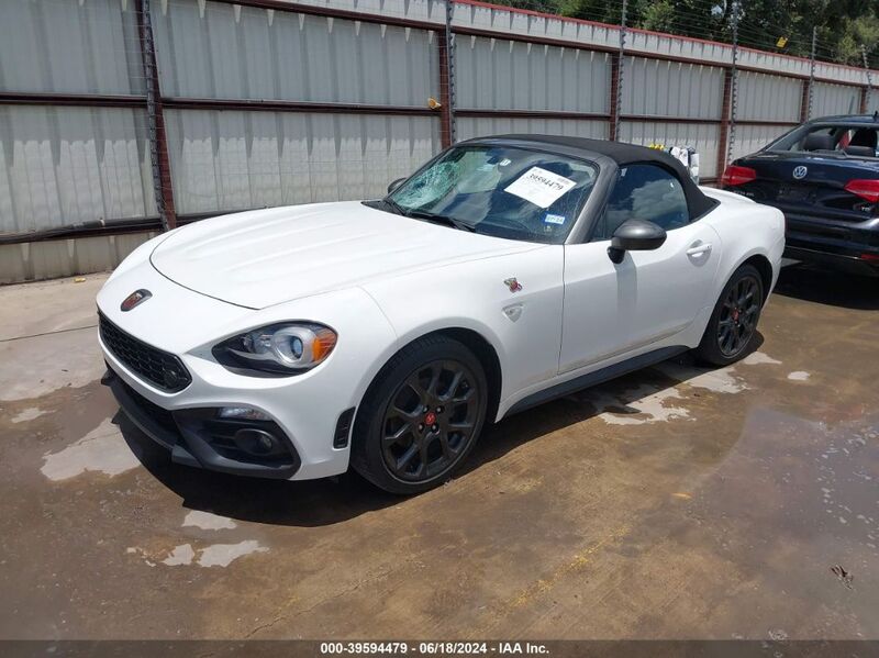 2019 FIAT 124 SPIDER ABARTH White  Gasoline JC1NFAEK7K0143239 photo #3