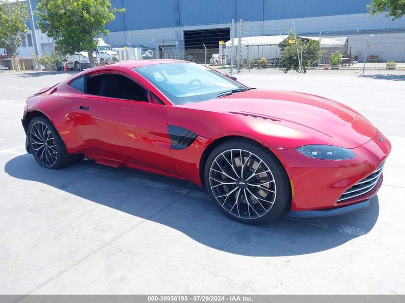 2023 ASTON MARTIN VANTAGE /F1 EDITION Red  Gasoline SCFSMGAW5PGN07021 photo #1