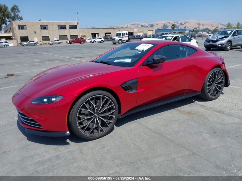 2023 ASTON MARTIN VANTAGE /F1 EDITION Red  Gasoline SCFSMGAW5PGN07021 photo #3