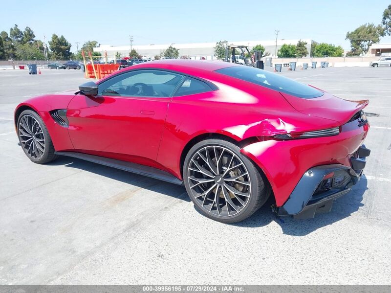 2023 ASTON MARTIN VANTAGE /F1 EDITION Red  Gasoline SCFSMGAW5PGN07021 photo #4