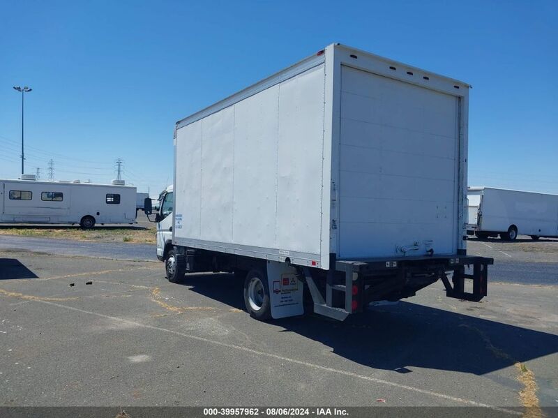 2013 MITSUBISHI FUSO TRUCK FE White  Diesel JL6BNG1A8DK000324 photo #4