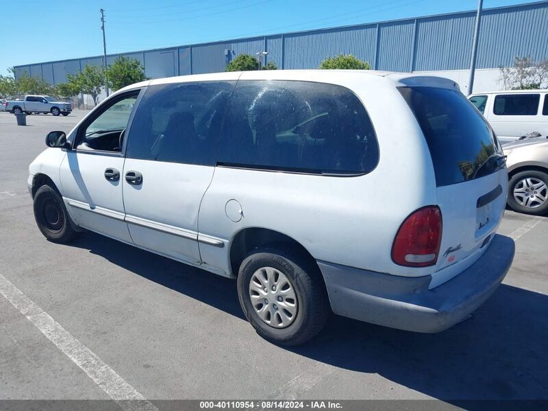 1996 PLYMOUTH GRAND VOYAGER White  Gasoline 2P4GP2438TR846487 photo #4