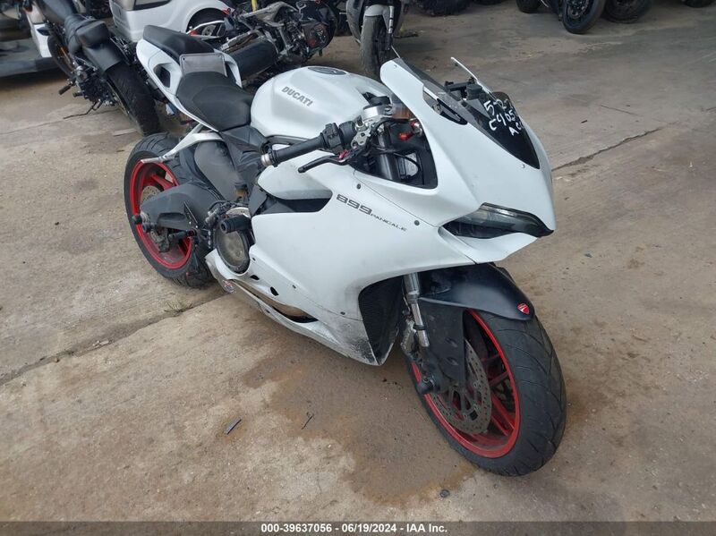 2015 DUCATI SUPERBIKE 899 PANIGALE White  Gasoline ZDM14BUW4FB027030 photo #1