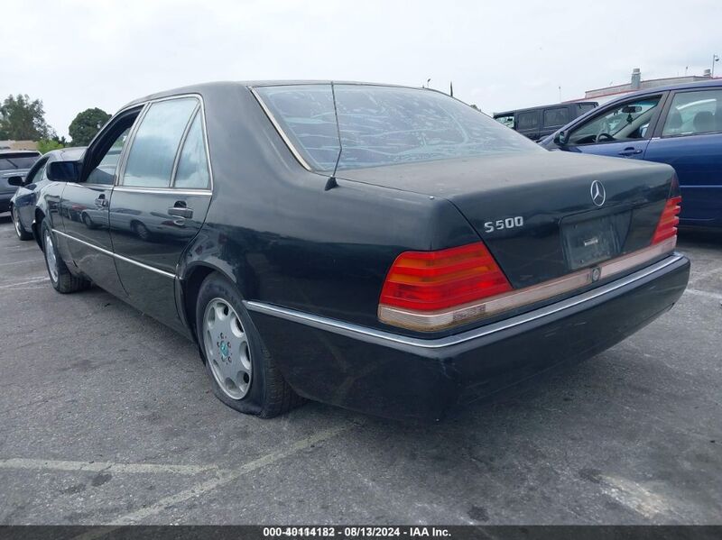 1993 MERCEDES-BENZ 500 SEL Black  Gasoline WDBGA51E8PA112809 photo #4