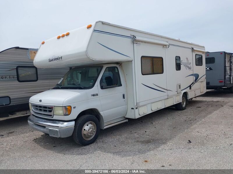 2002 FORD E-450 CUTAWAY STANDARD   Gasoline 1FDXE45S22HB84097 photo #3