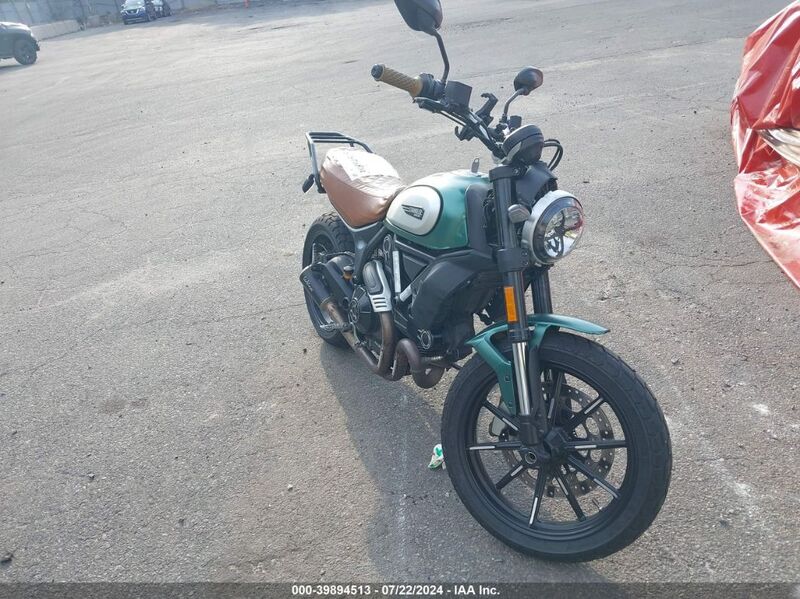 2019 DUCATI SCRAMBLER DESERT SLED Green  Gasoline ML0KAFPM9KT015986 photo #1