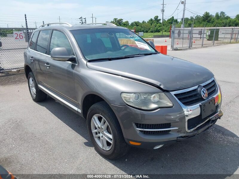 2008 VOLKSWAGEN TOUAREG 2 VR6 FSI WVGBE77LX8D067420 photo #1