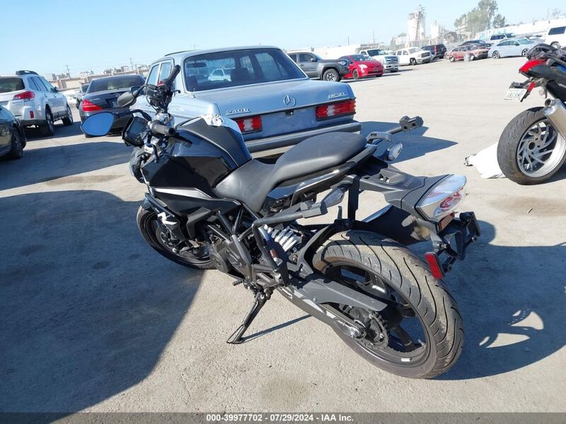 2022 BMW G310 R Black  Gasoline WB30G4309NRA33166 photo #4