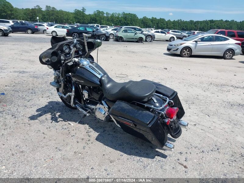 2008 HARLEY-DAVIDSON FLHX Black  Other 1HD1KB4178Y641008 photo #4