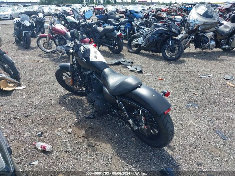 2013 HARLEY-DAVIDSON XL883 IRON 883 Black  Other 1HD4LE213DC420723 photo #4