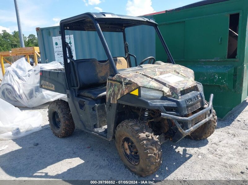 2022 POLARIS RANGER EV Black  Electric 3NSMAAE46NE308836 photo #1