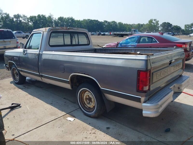 1989 DODGE D-SERIES D100 Silver  Gasoline 1B7FE06Y8KS088697 photo #4