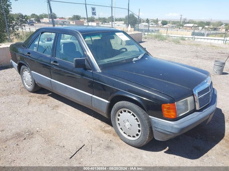 1990 MERCEDES-BENZ 190 E 2.6 Black  Gasoline WDBDA29D6LF724825 photo #1