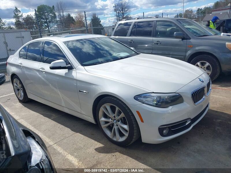 2014 BMW 535D XDRIVE White  Diesel WBAFV3C5XED684881 photo #1