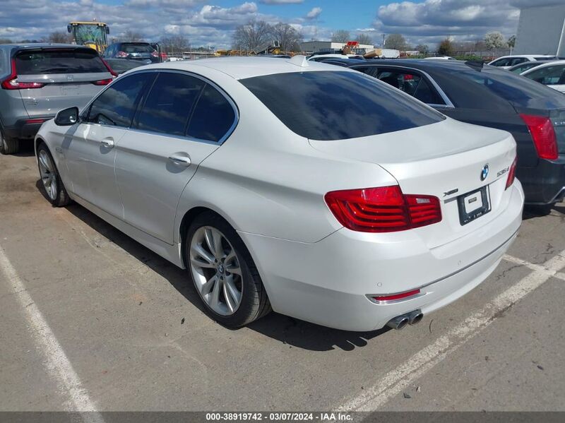 2014 BMW 535D XDRIVE White  Diesel WBAFV3C5XED684881 photo #4