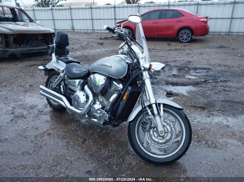 2002 HONDA VTX1800 C Silver  Other 1HFSC46032A010507 photo #1