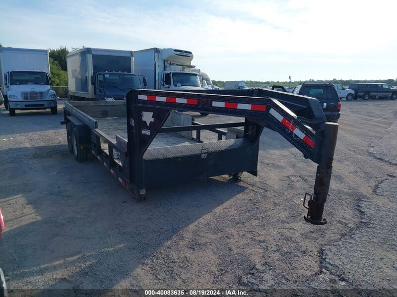 2012 PJ TRAILERS UTILITY Black  Other 4P5P82024C1169009 photo #1