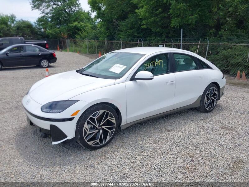 2023 HYUNDAI IONIQ 6 SEL White  Electric KMHM34AC8PA029965 photo #3