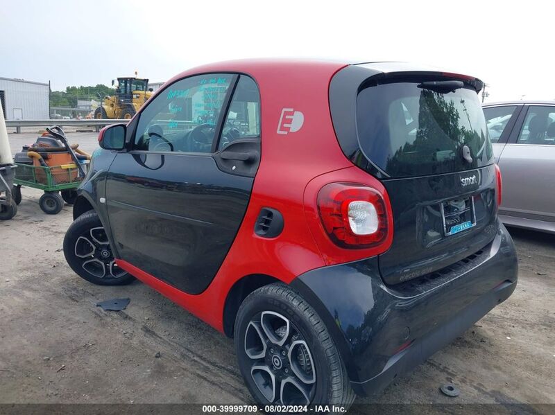 2018 SMART FORTWO ELECTRIC DRIVE PASSION/PRIME/PURE Red  Electric WMEFJ9BA0JK261976 photo #4