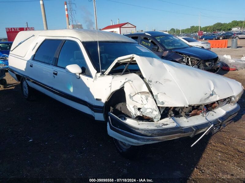 1992 BUICK ROADMASTER White  Gasoline 4GLDB9075NW410020 photo #1