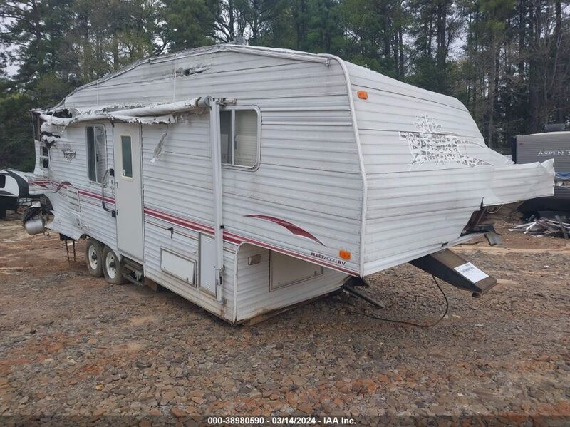2000 FLEETWOOD TERRAVAC White  Other 1EA5J2720Y4087069 photo #1