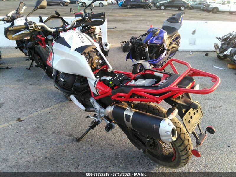 2020 MOTO GUZZI V85 TT ZGUKWU004LM000236 photo #4