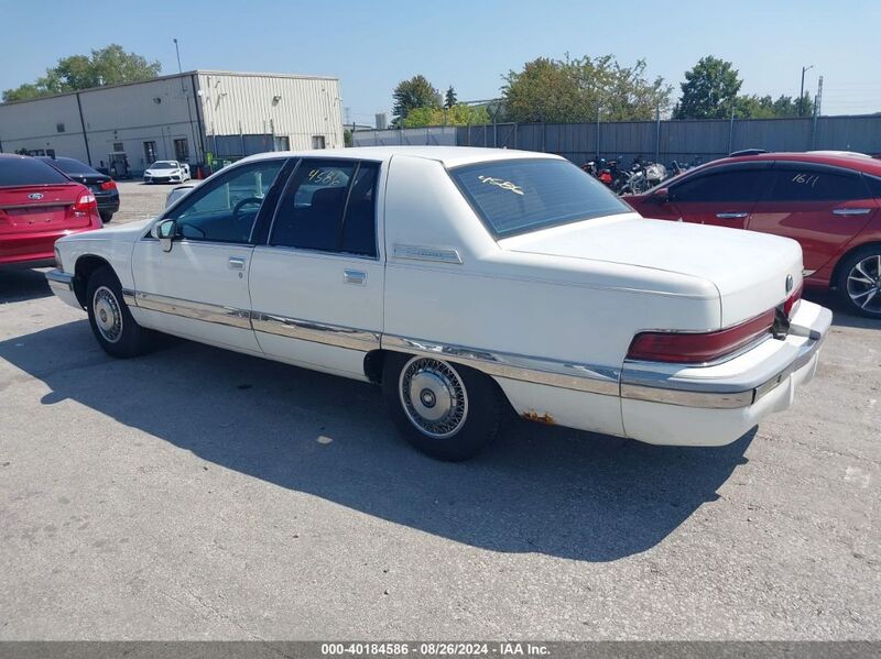 1993 BUICK ROADMASTER White  Gasoline 1G4BN5374PR426954 photo #4