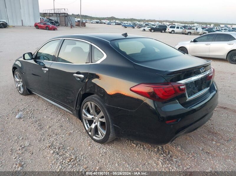 2016 INFINITI Q70L 3.7 Black  Gasoline JN1BY1PP8GM631286 photo #4