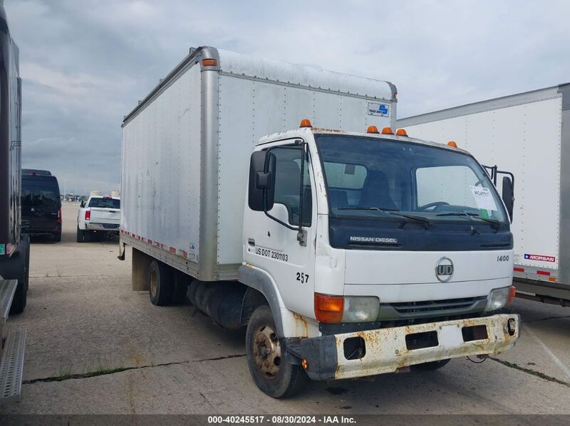 2007 NISSAN DIESEL UD1400 White  Diesel JNAUZ51JX7A552124 photo #1