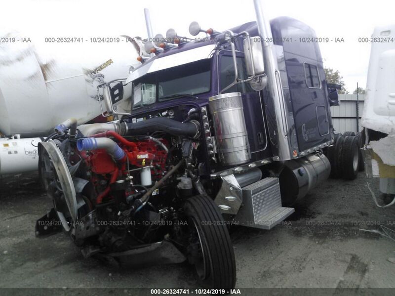 2017 PETERBILT 389 Purple  Diesel 1XPXD49X9HD391002 photo #3