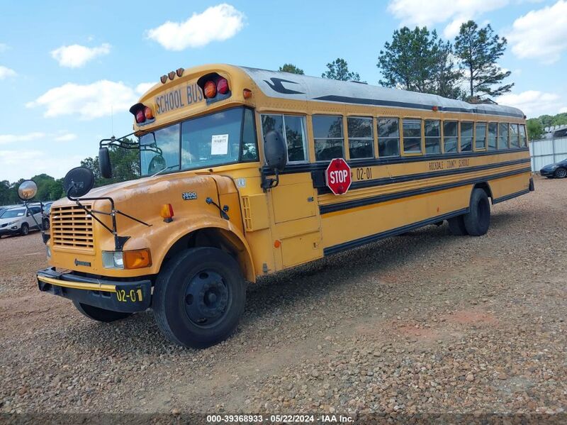 2002 INTERNATIONAL 3000 3800 Yellow  Diesel 1HVBBABN62H526018 photo #3