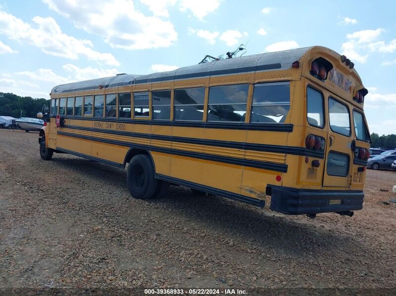 2002 INTERNATIONAL 3000 3800 Yellow  Diesel 1HVBBABN62H526018 photo #4