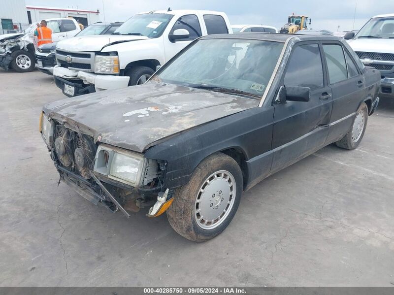 1993 MERCEDES-BENZ 190 E 2.6 Black  Gasoline WDBDA29D9PG021638 photo #3