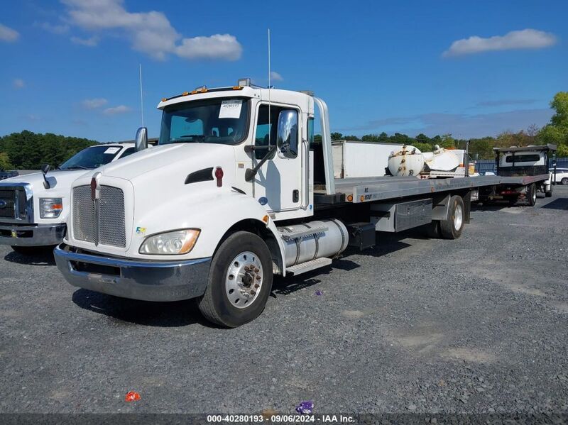 2017 KENWORTH T3 SERIES   Diesel 2NKHHJ7XXHM141305 photo #3