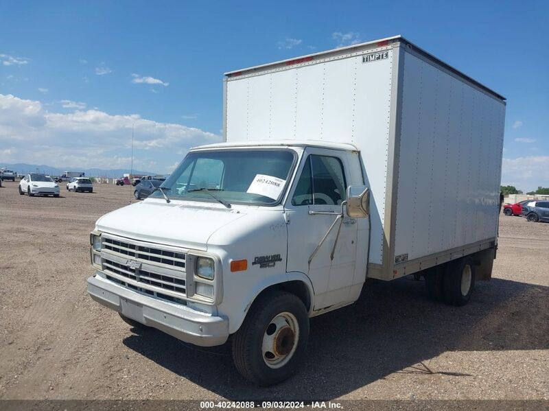 1990 CHEVROLET G30 White  Gasoline 2GBHG31K6L4136726 photo #3